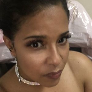 Meet your Posher, Lizzy